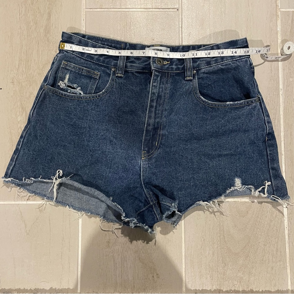 High rise mom short